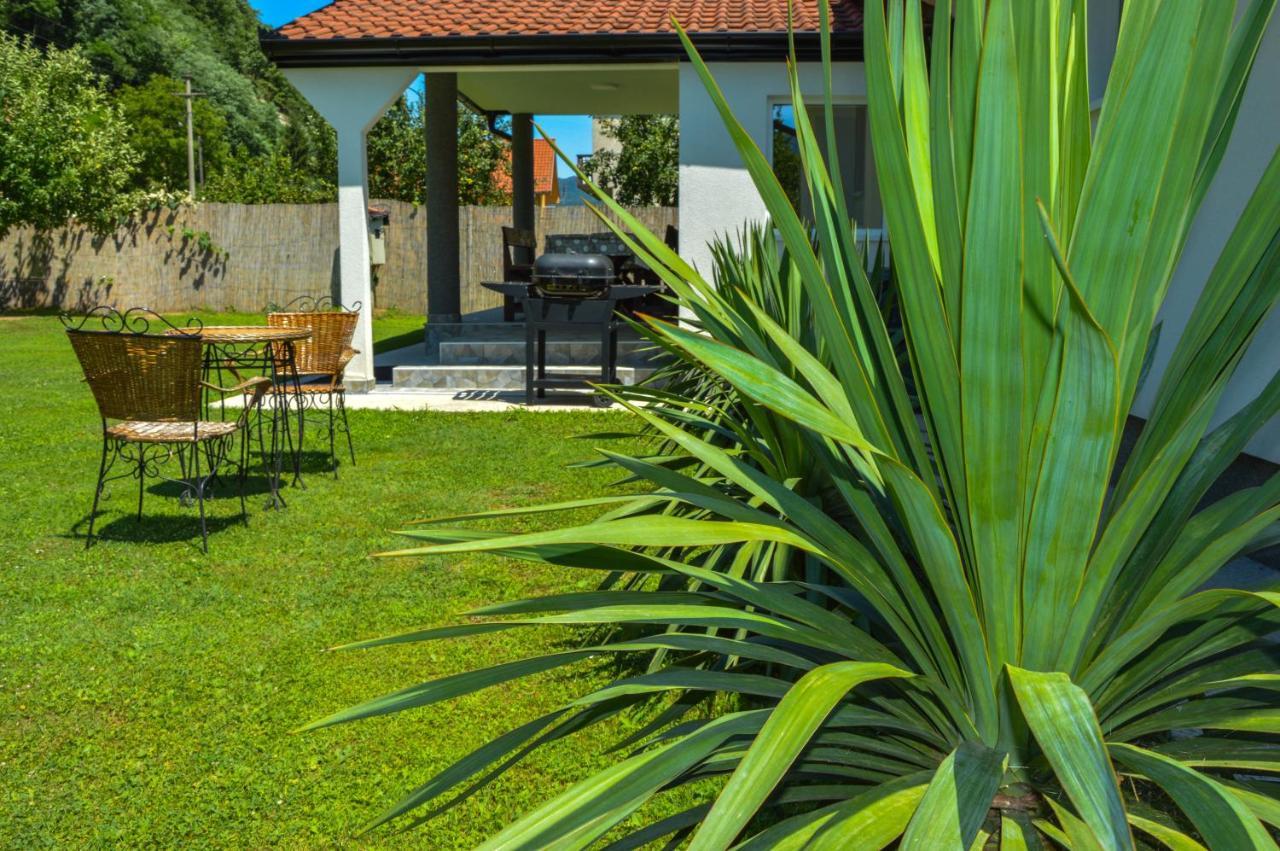 Drinska Kucica Ljubovija Exterior foto