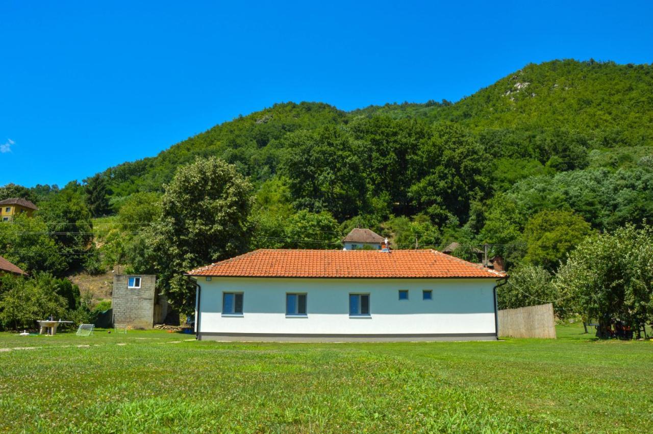 Drinska Kucica Ljubovija Exterior foto
